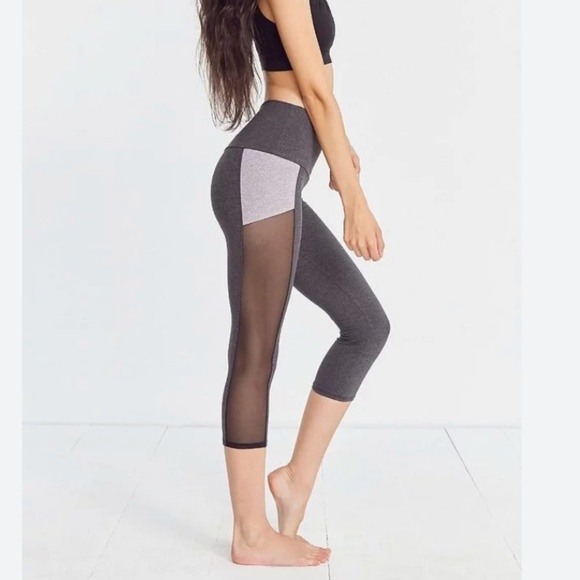 Onzie Stunner Yoga Capris Slate Combo - Picture 1 of 7